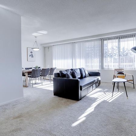 Spacious 2 Bedrooms Apt @Crystal City With Gym Arlington Exteriér fotografie
