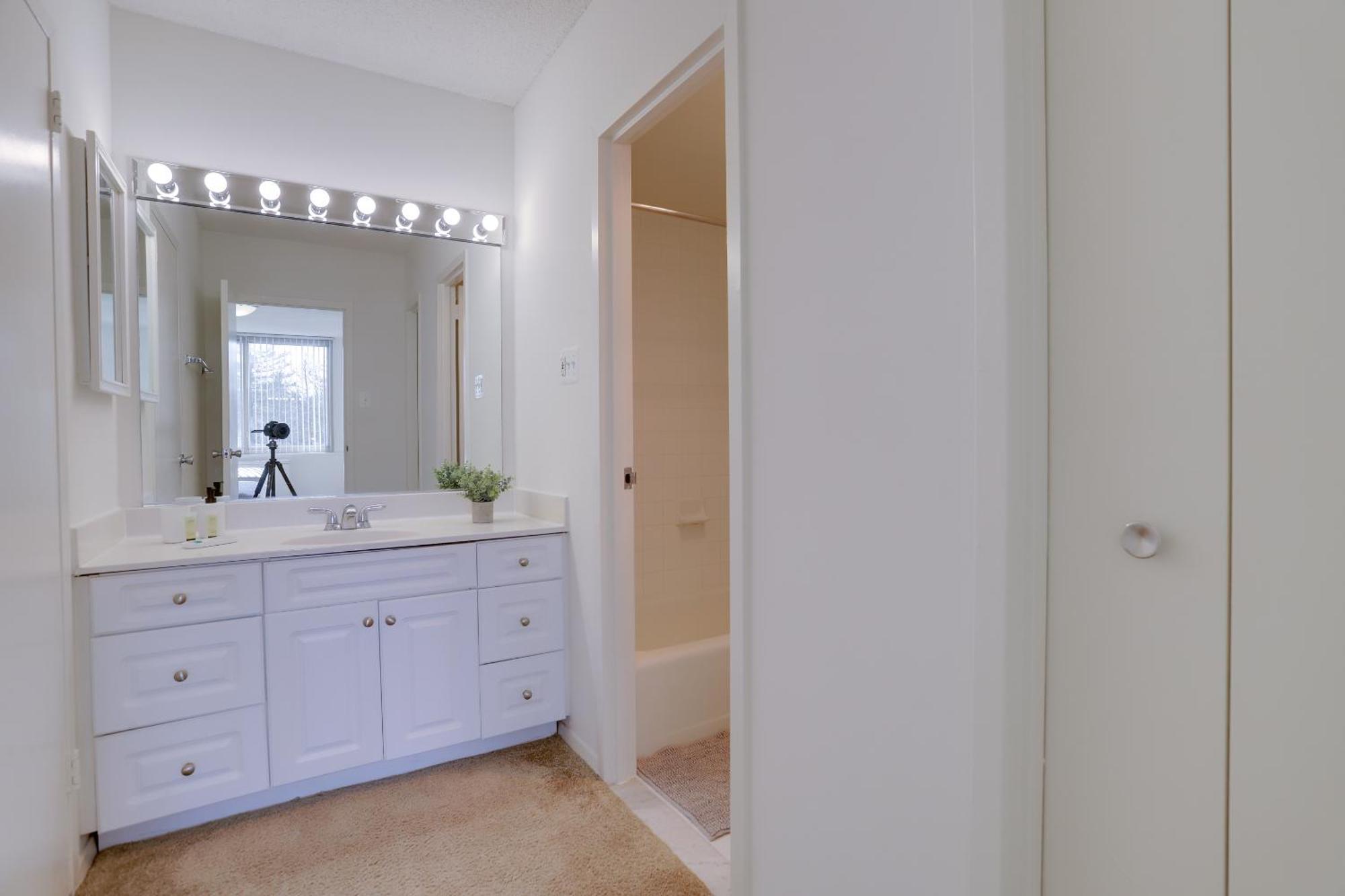 Spacious 2 Bedrooms Apt @Crystal City With Gym Arlington Exteriér fotografie