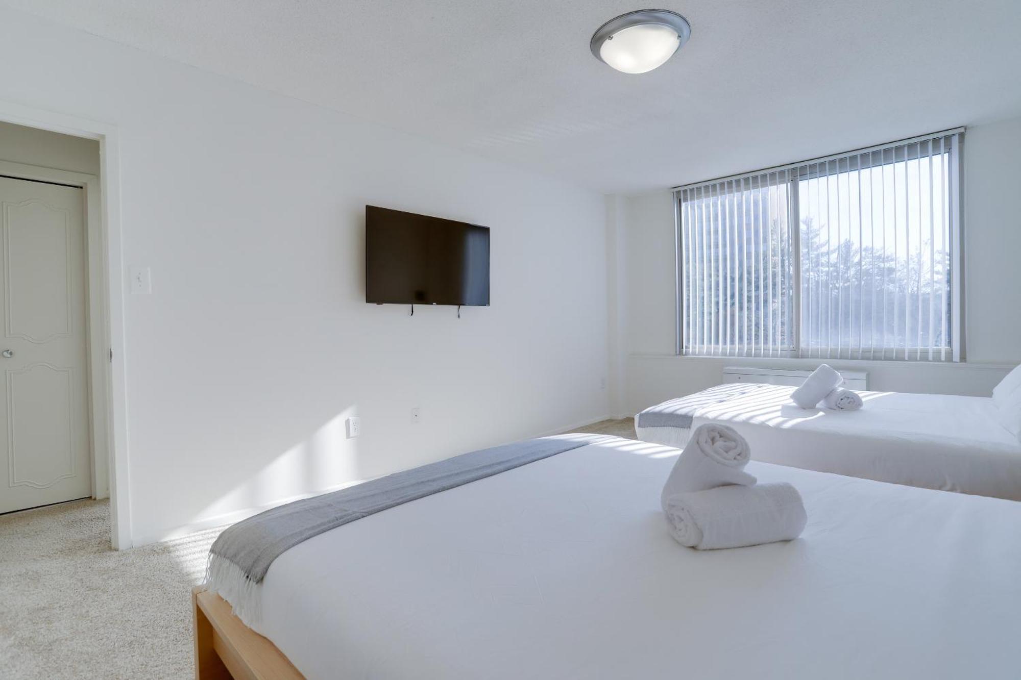 Spacious 2 Bedrooms Apt @Crystal City With Gym Arlington Exteriér fotografie
