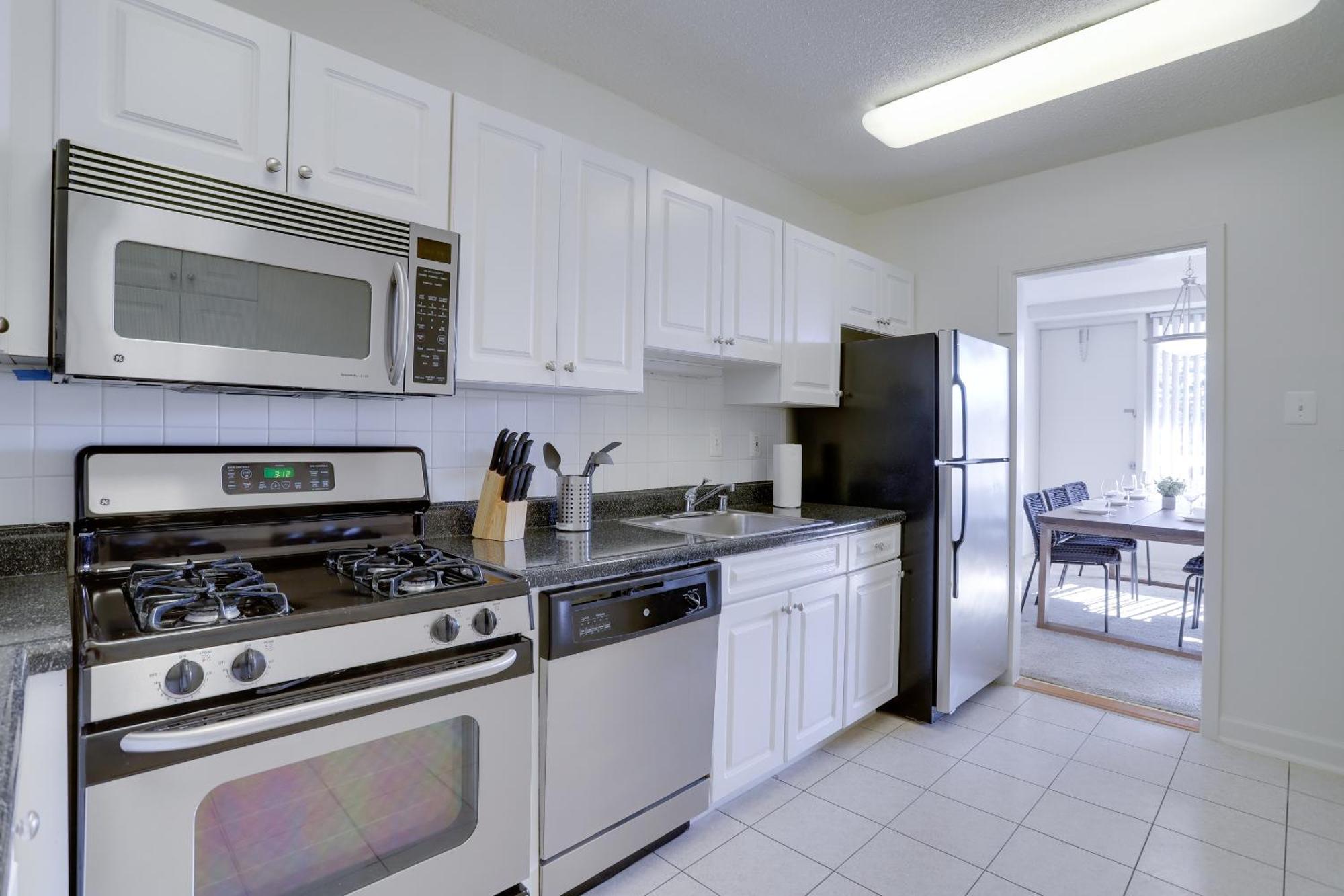 Spacious 2 Bedrooms Apt @Crystal City With Gym Arlington Exteriér fotografie